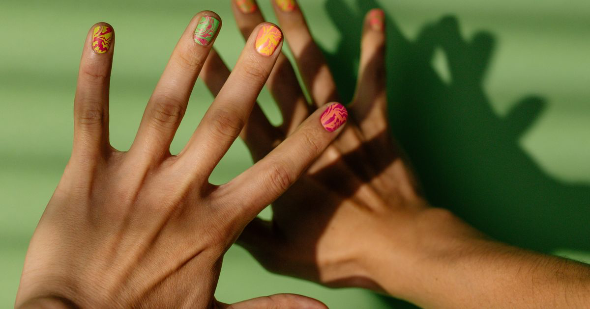 Best Lighting for Nail Photos