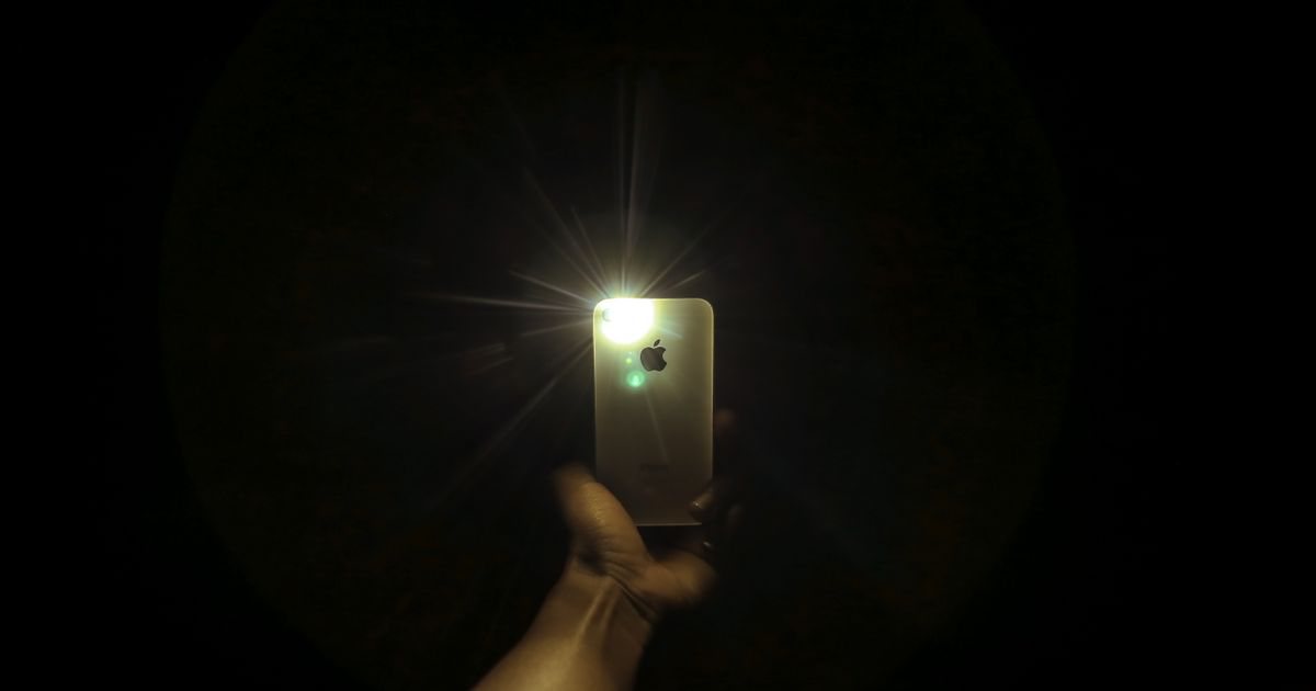 Should You Use Flash for Nail Photos?